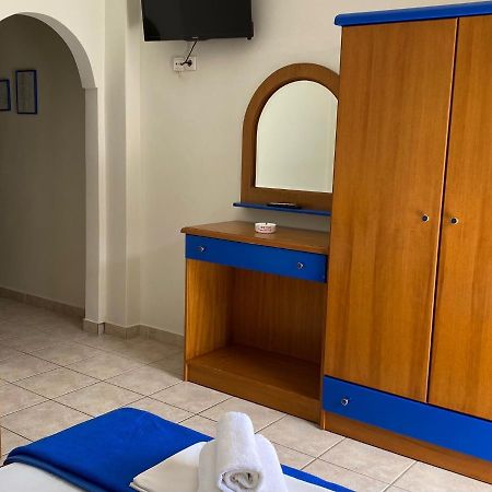 Dafnis Rooms Paralía Екстериор снимка