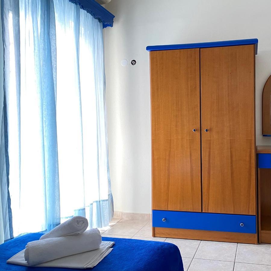 Dafnis Rooms Paralía Екстериор снимка