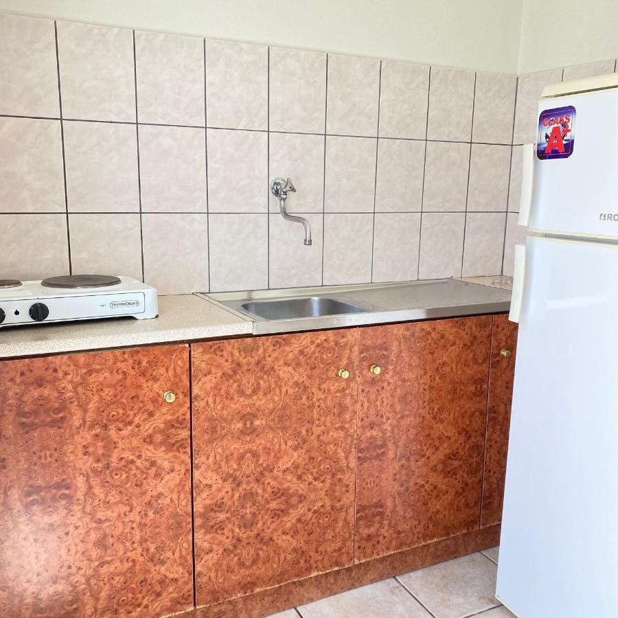 Dafnis Rooms Paralía Екстериор снимка