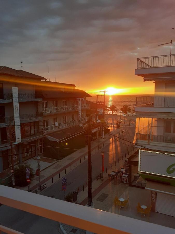 Dafnis Rooms Paralía Екстериор снимка